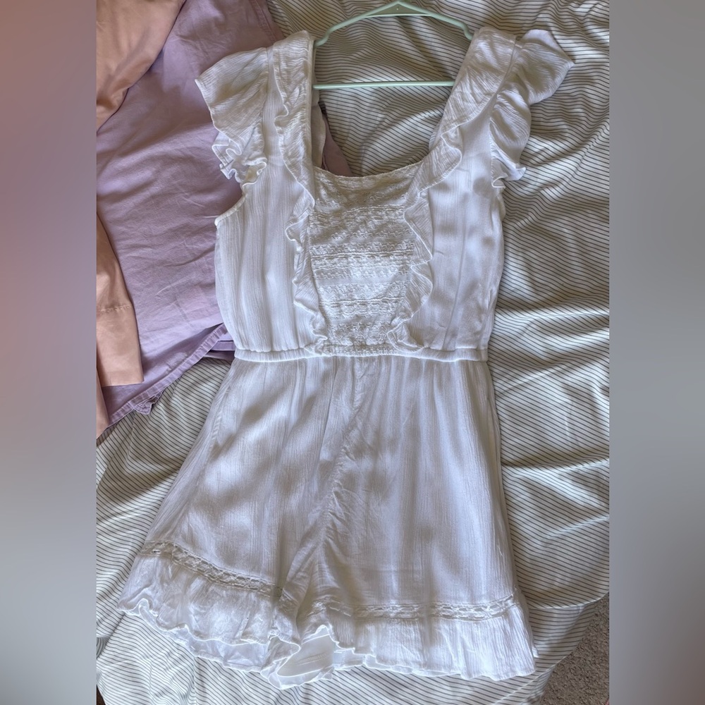 American Eagle Outfitters White Lacey Romper